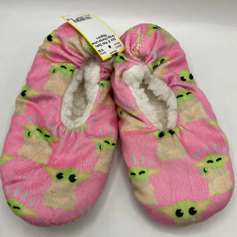 Size 10: Pink Baby Grogu Sherpa Lined Slipppers